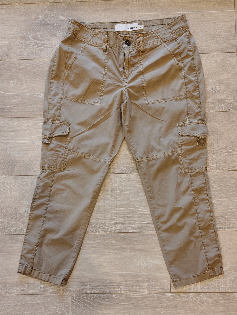 Sonoma Taupe Cropped Cargo Pants